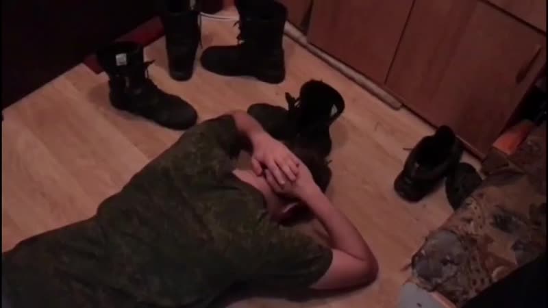 России публикует кадры оперативной видеосъемки задержания в воронеже сторонников украинской неонацистской группы "мку"