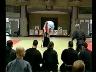 Soke masaaki hatsumi' testing on 5th dan ninpo