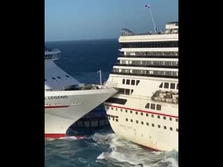 Ouch injured @natureruler • crashing yatchlife yatch ship ships shiplife shi ( 800 x 640 ) mp4