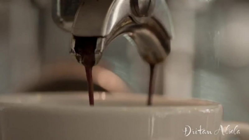 Latte porn video – Dritan alsela latte art