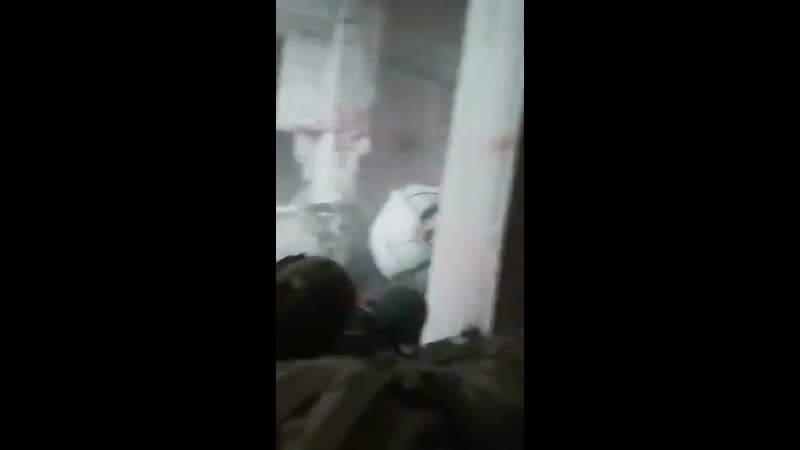 Turkish soldiers in idlib under heavy airstrikes video got deleted in the upper link
