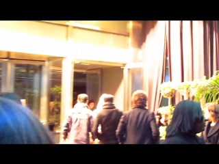 Fancam hotel 111022 yunho and changmin entering hotel