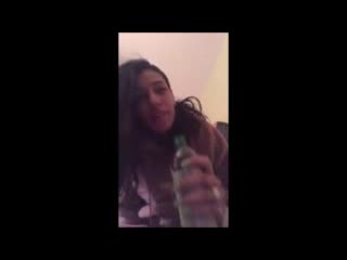 Поднимает кофту в перископе, светит груди, не секс porn sex знакомства анал хентай домашнее студентка не секс hot