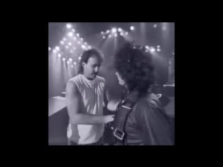 Bourbon street scaring tubaguy