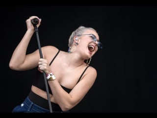 Anne marie live at pinkpop 2017