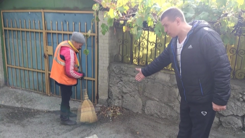 Мне пол года выдают совок