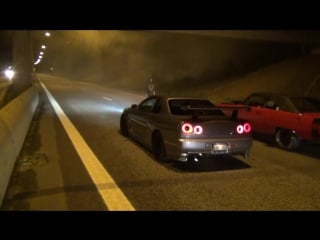 Nissan skyline r34 gtr v spec