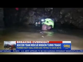 A former thai navy seal died on friday working to deliver supplies to the soccer team trapped in a cave in thailand