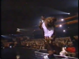1997 lil kim, lisa left eye lopes, angie martinez, da brat & missy elliott ladies night (live @ vma)