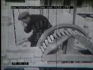 Working as a bricklayer in the 1940s film 1751