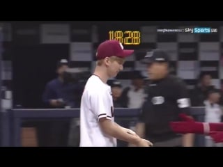 170517 nexen vs hanwha baseball game, ceremonial first pitch