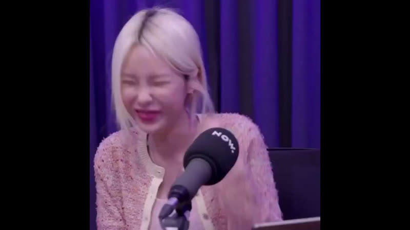 Her little wink at the end stopp