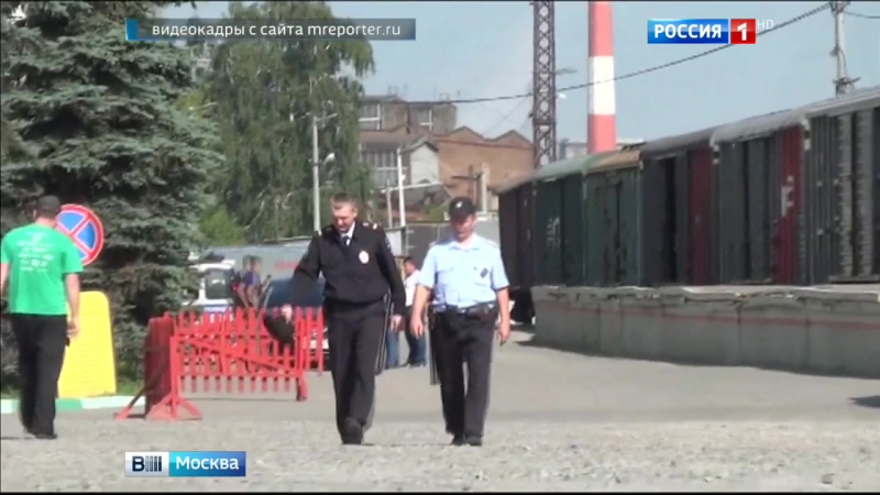 На станции "перово 2" сошел с рельсов вагон грузового поезда