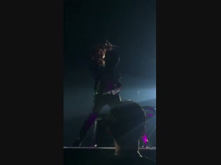 Look at him having his best life btsinparis