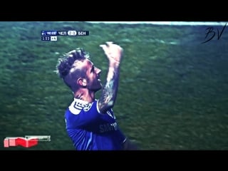 Meireles nice shot