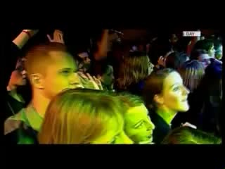 Green day i fought the law (clash cover live mtv berlin)