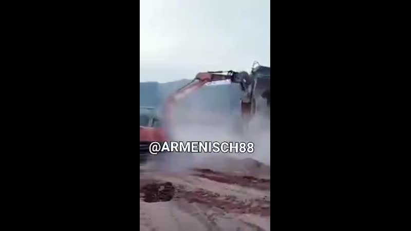 Мусульмане китая сообщают, что власти снесли 800 летнюю мечеть