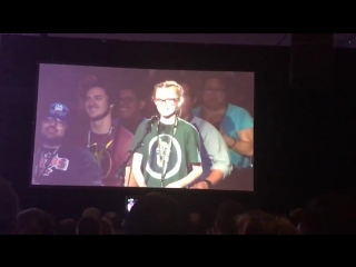 Stephenamell and the young fan reunited at #comiccon this year