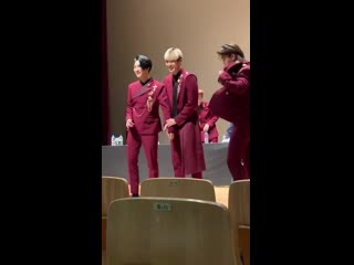 [fancam | 191025 | daebang fansign]