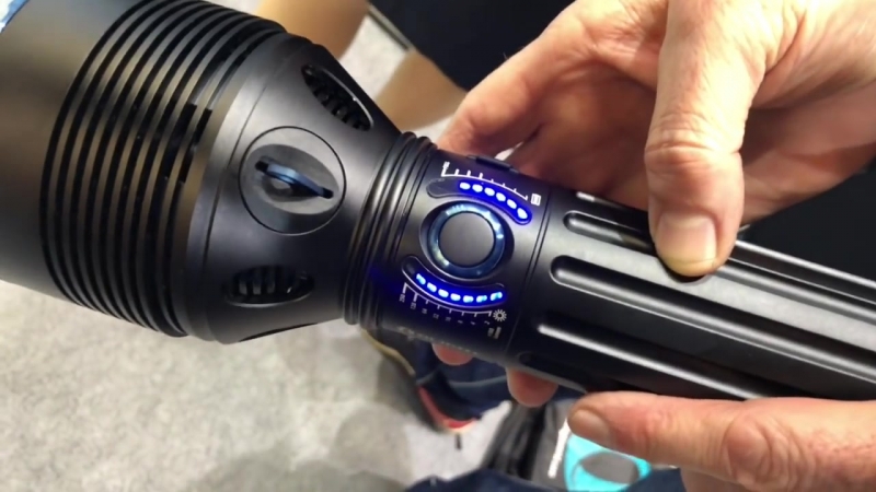 Iwa 2018 olight x9r 25 000 lumen