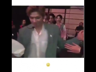 I dunno why, maybe im a nielwink trash i was giggling when i saw this clip nielwink