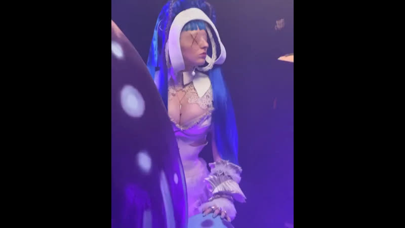 Ashnikko porn video – Ashnikko