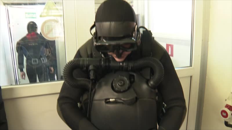 Тренироа водолазов балтийского