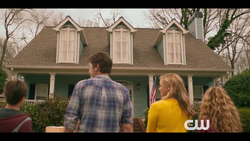 Dcs stargirl 1x01 sneak peek “pilot“ (hd) brec bassinger superhero series