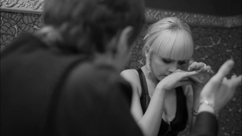 Русская девушка и чурки