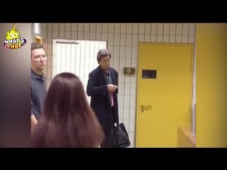 Super funny video of blind girl gets naked in mens changing room prank (adults