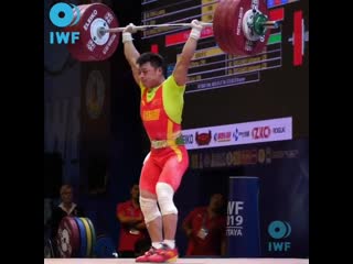 Chen lijun (67kg, china 🇨🇳) clean and jerks 187kg