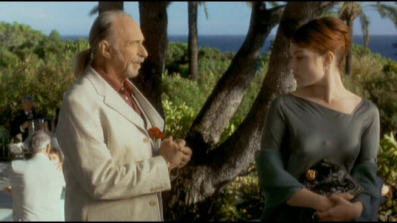 Знакомьтесь, ваша вдова (mariées mais pas trop, 2003), режиссер катрин корсини