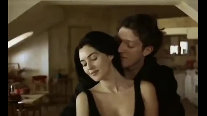 Моника беллуччи и венсан кассель в фильме «квартира», 1996