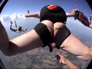 Nude skydiving #28 sd