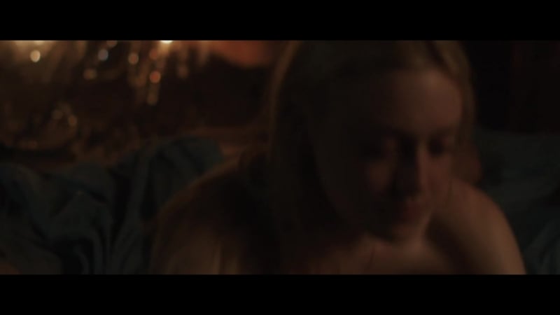 Голая Дакота Фэннинг (Dakota Fanning) в фильме