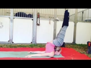 Sls crazy handstand flexibility! gymnastic motivation by kelly saabel