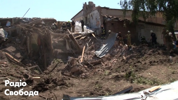 В харькове 2 этажный дом полностью разрушила московитская ракета
