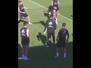 Хамес и азар братишки