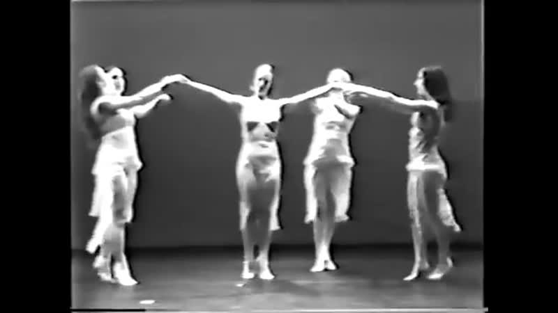 Isadora duncan dancers