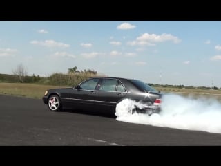 Позор спорткаров)))) mercedes s 600 v12 biturbo 0 270km h acceleration, and burnout ko 860