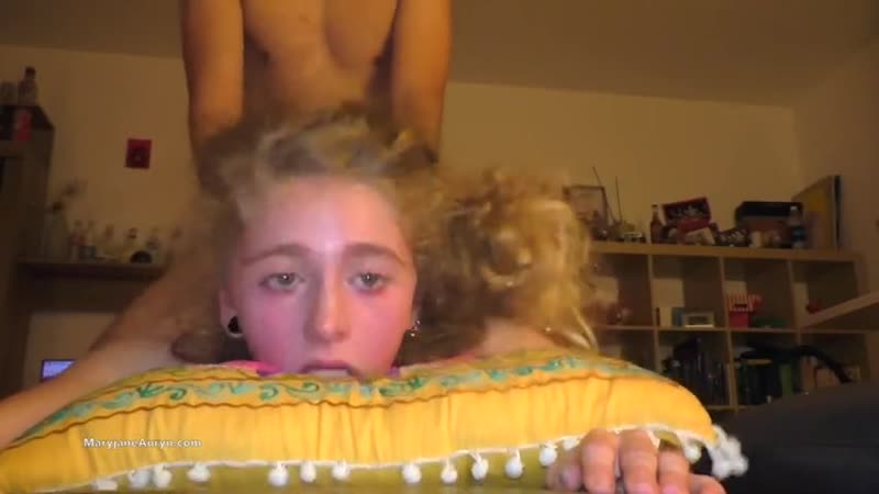 Maryjane porn video – Maryjane auryn netflix and chillescalates girl член глубоко в горло глотку рот секс порно