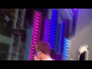 Istg there’s nobody like him 😩 he tried & tried again to come close to army until he succeeded 😭 this is why i love him so