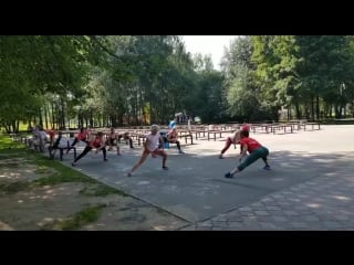 Групповая outdoor тренироа! бой с тенью