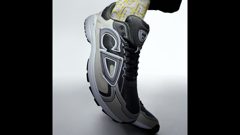 Сникерсы в30 спорт и элегантность