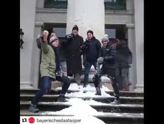 Bayerische staatsoper in several hours before souht pole (18/01/17)
