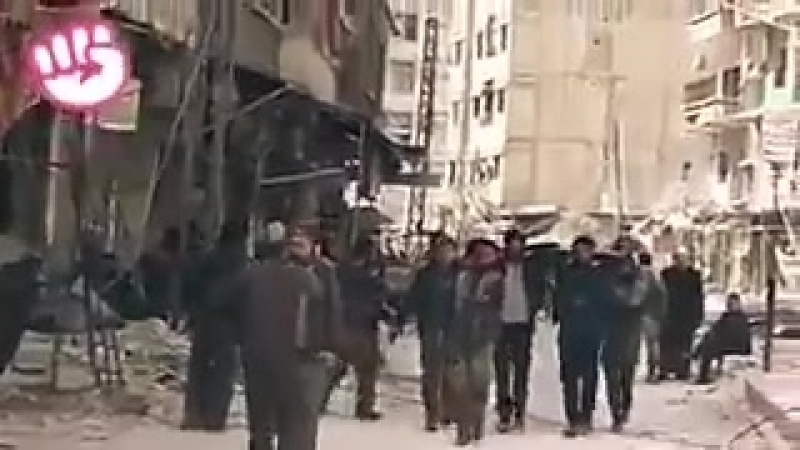 Восточная гута бойцы саа конвоируют пленных боевиков