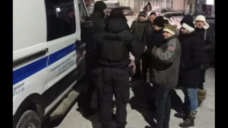 Полиция задержала более 50 цыган после рейда в петербурге и ленобласти