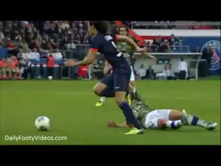 Omg !!edinson cavani !! what a player ! what a goal !!!