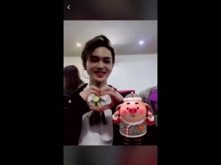 180314 @ zzt 朱正廷 red update