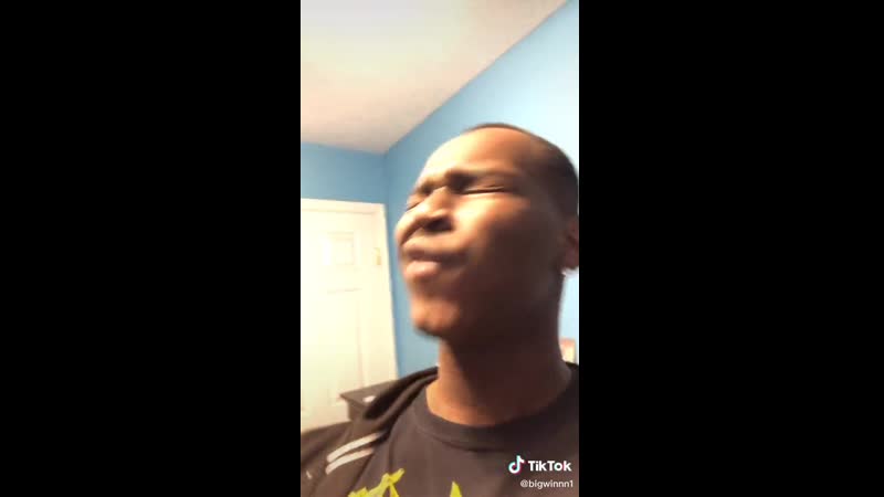 Угараю с его улыбки